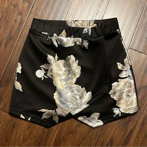 Soprano Black Gold Metallic Floral Mini Skirt Skort